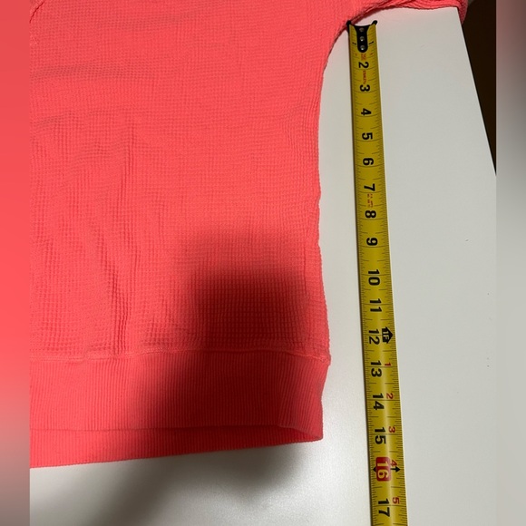 we the free neon pink sweater Size Medium - Picture 5 of 7